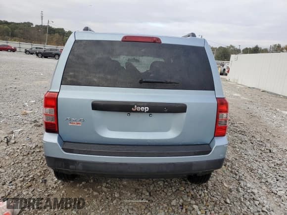 ✅ 2013 Jeep Patriot Sport • VIN: 1C4NJRBB0DD243649 • Lot: 86821455. Listed on Copart with 108,607 mi. Free auction sales archive from the USA and detailed vehicle history report at DreamBid. Image 6.