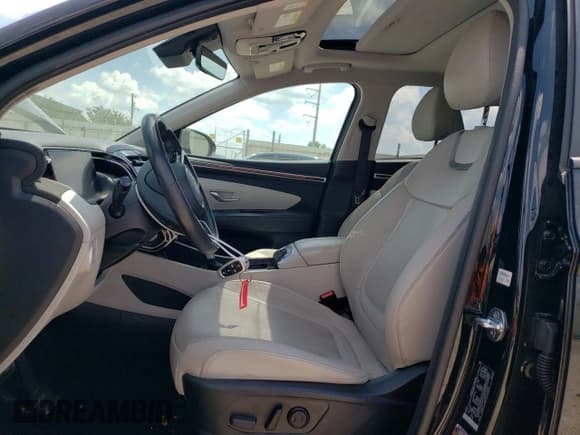 ✅ 2022 Hyundai Tucson SEL • VIN: 5NMJCCAE0NH120606 • Lot: 54437683. Wystawiony na Copart z przebiegiem 29 941 mil. Bezpłatny archiwum sprzedaży aukcyjnych z USA i szczegółowy raport historii pojazdu na DreamBid. Zdjęcie 7.