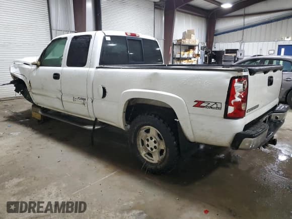 ✅ 2006 Chevrolet Silverado 1500 LT1 • VIN: 2GCEK19B961331876 • Лот: 75175434. Опубликован ранее на Copart с пробегом Не указан. Бесплатный доступ к архиву аукционных продаж из США и подробный отчёт об истории автомобиля на DreamBid. Изображение 2.