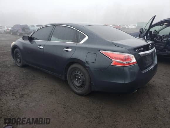 2015 Nissan Altima SL with VIN 1N4AL3AP0FN302902, listed as a Copart auction lot 42614775 with 161,924 mi miles and Clean title. Bid and sale history available at DreamBid. Image 2.