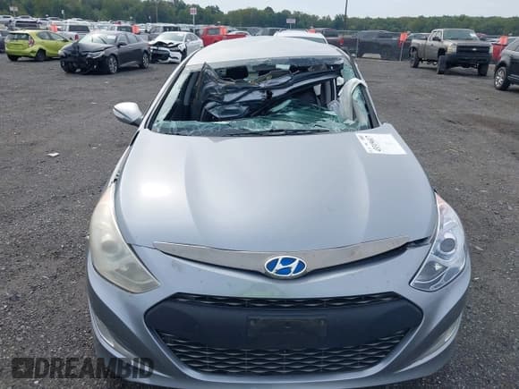 ✅ 2014 Hyundai Sonata Limited • VIN: KMHEC4A45EA117978 • Lot: 43319617. Wystawiony na IAAI z przebiegiem Nie podano. Bezpłatny archiwum sprzedaży aukcyjnych z USA i szczegółowy raport historii pojazdu na DreamBid. Zdjęcie 12.