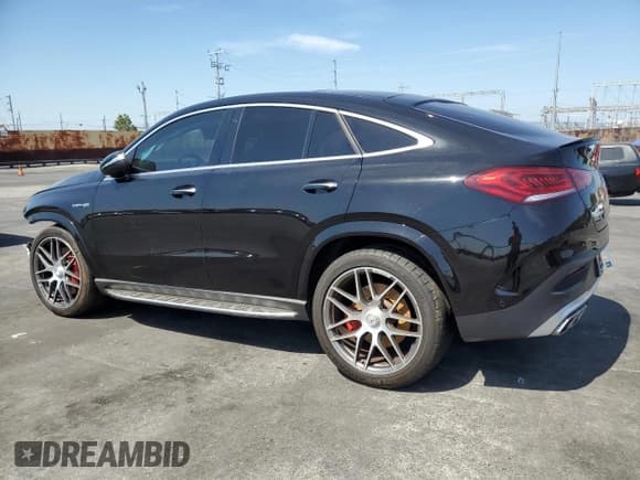 ✅ 2021 Mercedes-Benz GLE 63 S AMG • VIN: 4JGFD8KB0MA390444 • Lot: 64004344. Listed on Copart with 44,063 mi. Free auction sales archive from the USA and detailed vehicle history report at DreamBid. Image 2.