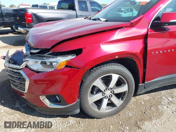 ✅ 2020 Chevrolet Traverse LT • VIN: 1GNEVHKW9LJ262631 • Lot: 43158904. Wystawiony na IAAI z przebiegiem 78 842 mil. Bezpłatny archiwum sprzedaży aukcyjnych z USA i szczegółowy raport historii pojazdu na DreamBid. Zdjęcie 17.