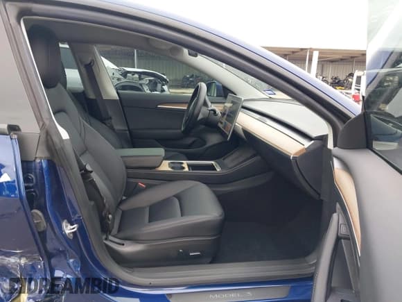 ✅ 2023 Tesla Model 3 Performance • VIN: 5YJ3E1ECXPF551538 • Lot: 42157417. Wystawiony na IAAI z przebiegiem 26 511 mil. Bezpłatny archiwum sprzedaży aukcyjnych z USA i szczegółowy raport historii pojazdu na DreamBid. Zdjęcie 5.