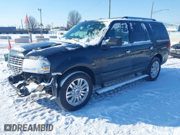 ✅ 2013 Lincoln Navigator • VIN: 5LMJJ2J5XDEL00072 • Лот: 41565358. Опубликован ранее на IAAI с пробегом 230 896 миль. Бесплатный доступ к архиву аукционных продаж из США и подробный отчёт об истории автомобиля на DreamBid. Изображение 2.