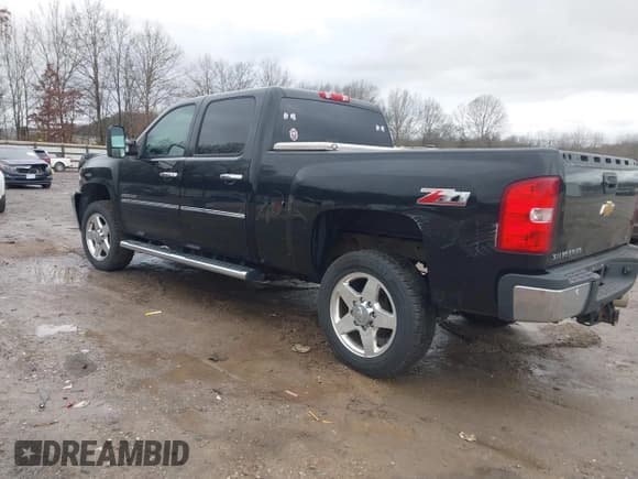 ✅ 2012 Chevrolet Silverado 2500HD LT • VIN: 1GC1KXC8XCF195583 • Лот: 43738101. Опубликован ранее на IAAI с пробегом 163 988 миль. Бесплатный доступ к архиву аукционных продаж из США и подробный отчёт об истории автомобиля на DreamBid. Изображение 3.