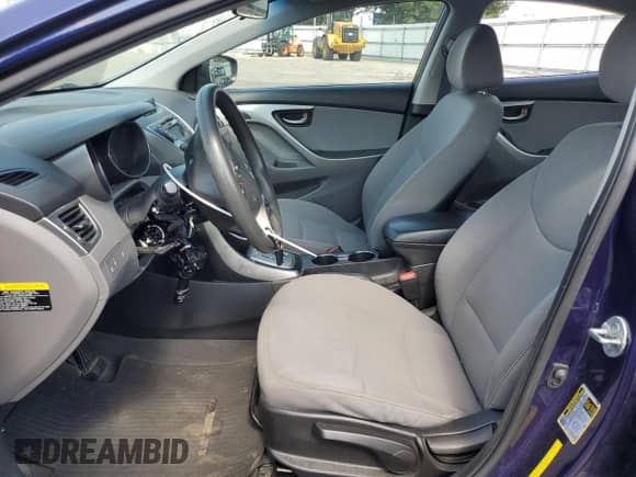 2013 Hyundai Elantra GLS z VIN 5NPDH4AE2DH411646, wystawiony jako Copart lot #81412415 z przebiegiem 159 501 mil mil oraz Szkoda całkowita • Salvage title. Historia ofert i sprzedaży dostępna na DreamBid. Obrazek 7.