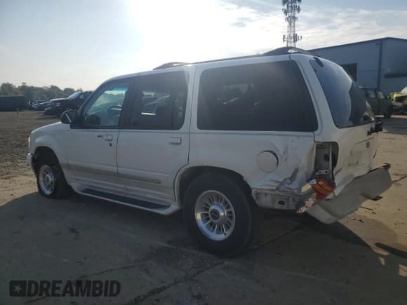 ✅ 1998 Ford Explorer XL • VIN: 1FMZU34E4WZA52914 • Лот: 71229514. Опубликован ранее на Copart с пробегом 248 494 миль. Бесплатный доступ к архиву аукционных продаж из США и подробный отчёт об истории автомобиля на DreamBid. Изображение 2.