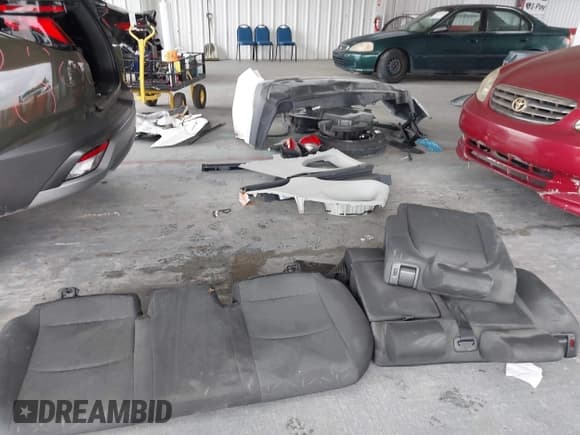 ✅ 2025 Hyundai Tucson SEL • VIN: 5NMJB3DE6SH458604 • Лот: 43070325. Опубликован ранее на IAAI с пробегом 10 000 миль. Бесплатный доступ к архиву аукционных продаж из США и подробный отчёт об истории автомобиля на DreamBid. Изображение 12.