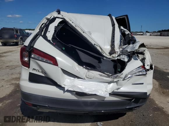 ✅ 2021 Honda Pilot Special Edition • VIN: 5FNYF5H23MB045378 • Lot: 87181155. Listed on Copart with 41,426 mi. Free auction sales archive from the USA and detailed vehicle history report at DreamBid. Image 6.