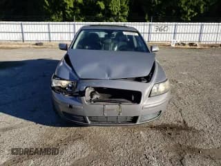 ✅ 2005 Volvo S40 • VIN: YV1MS390352101975 • Lot: 73532954. Listed on Copart with 110,998 mi. Free auction sales archive from the USA and detailed vehicle history report at DreamBid. Image 5.