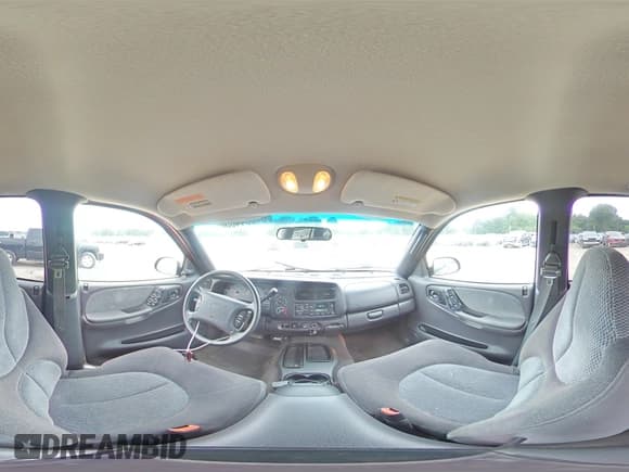 ✅ 1999 Dodge Durango • VIN: 1B4HR28Y0XF672062 • Lot: 64004405. Wystawiony na Copart z przebiegiem 172 084 mil. Bezpłatny archiwum sprzedaży aukcyjnych z USA i szczegółowy raport historii pojazdu na DreamBid. Zdjęcie 15.