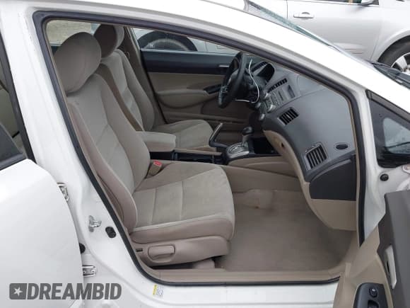 ✅ 2011 Honda Civic LX • VIN: 19XFA1F50BE037852 • Lot: 43561348. Listed on IAAI with 173,805 mi. Free auction sales archive from the USA and detailed vehicle history report at DreamBid. Image 5.