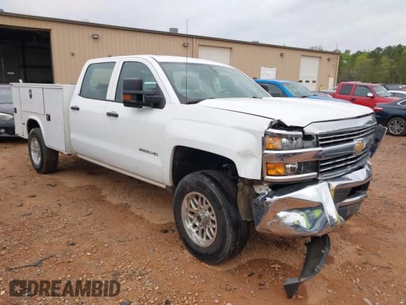 ✅ 2017 Chevrolet Silverado 2500HD Work Truck • VIN: 1GB1KUEGXHF219881 • Лот: 41936291. Опубликован ранее на IAAI с пробегом 186 761 миль. Бесплатный доступ к архиву аукционных продаж из США и подробный отчёт об истории автомобиля на DreamBid. Изображение 1.