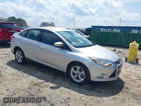 ✅ 2012 Ford Focus SE • VIN: 1FAHP3F29CL452465 • Lot: 42288025. Wystawiony na IAAI z przebiegiem 25 420 mil. Bezpłatny archiwum sprzedaży aukcyjnych z USA i szczegółowy raport historii pojazdu na DreamBid. Zdjęcie 1.