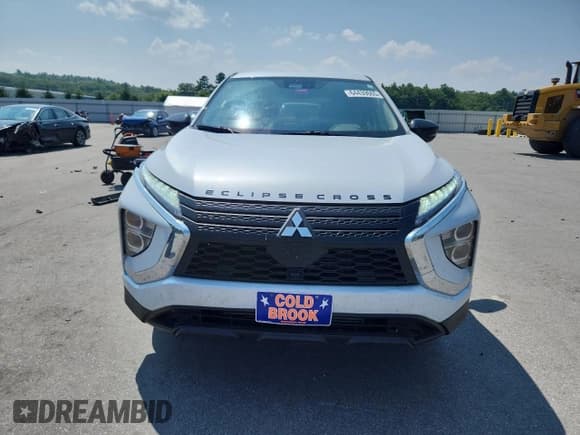 ✅ 2023 Mitsubishi Eclipse Cross LE • VIN: JA4ATVAA0PZ005764 • Lot: 64439665. Listed on Copart with 48,625 mi. Free auction sales archive from the USA and detailed vehicle history report at DreamBid. Image 5.