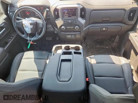 ✅ 2025 Chevrolet Silverado 1500 • VIN: 1GCRKAEK0SZ198062 • Лот: 70900665. Опубликован ранее на Copart с пробегом 7 584 миль. Бесплатный доступ к архиву аукционных продаж из США и подробный отчёт об истории автомобиля на DreamBid. Изображение 8.