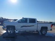 ✅ 2018 Chevrolet Silverado 1500 LT • VIN: 3GCPCREC2JG163338 • Lot: 43656262. Wystawiony na IAAI z przebiegiem 110 223 mil. Bezpłatny archiwum sprzedaży aukcyjnych z USA i szczegółowy raport historii pojazdu na DreamBid. Zdjęcie 15.
