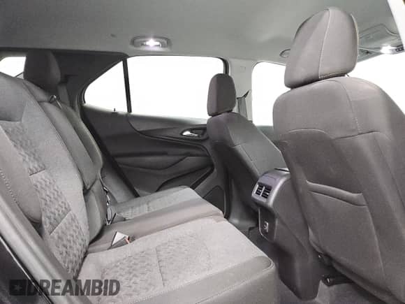 2024 Chevrolet Equinox LT z VIN 3GNAXTEG7RL243206, wystawiony jako Copart lot #47030265 z przebiegiem 19 847 mil mil oraz Czysty tytuł • Clean title. Historia ofert i sprzedaży dostępna na DreamBid. Obrazek 11.