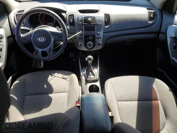 ✅ 2012 Kia Forte SX • VIN: KNAFW4A3XC5473773 • Лот: 64332215. Опубликован ранее на Copart с пробегом 157 920 миль. Бесплатный доступ к архиву аукционных продаж из США и подробный отчёт об истории автомобиля на DreamBid. Изображение 8.