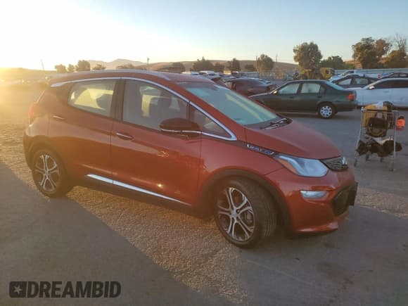 ✅ 2021 Chevrolet Bolt EV Premier • VIN: 1G1FZ6S01M4108506 • Lot: 77039074. Wystawiony na Copart z przebiegiem 50 816 mil. Bezpłatny archiwum sprzedaży aukcyjnych z USA i szczegółowy raport historii pojazdu na DreamBid. Zdjęcie 4.
