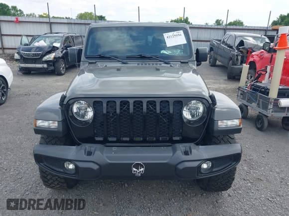 ✅ 2021 Jeep Gladiator Sport S • VIN: 1C6HJTAG5ML570892 • Lot: 42125056. Wystawiony na IAAI z przebiegiem 83 623 mil. Bezpłatny archiwum sprzedaży aukcyjnych z USA i szczegółowy raport historii pojazdu na DreamBid. Zdjęcie 12.