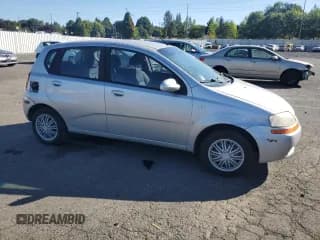 ✅ 2008 Chevrolet Aveo LS • VIN: KL1TD66618B258955 • Lot: 80847935. Wystawiony na Copart z przebiegiem 131 199 mil. Bezpłatny archiwum sprzedaży aukcyjnych z USA i szczegółowy raport historii pojazdu na DreamBid. Zdjęcie 4.