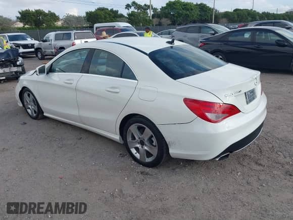 2015 Mercedes-Benz CLA 250 с VIN WDDSJ4EB5FN168810, выставлен на аукционе IAAI как лот 41609205 с пробегом 108 220 миль миль и . История ставок и продаж доступна на DreamBid. Изображение 3.