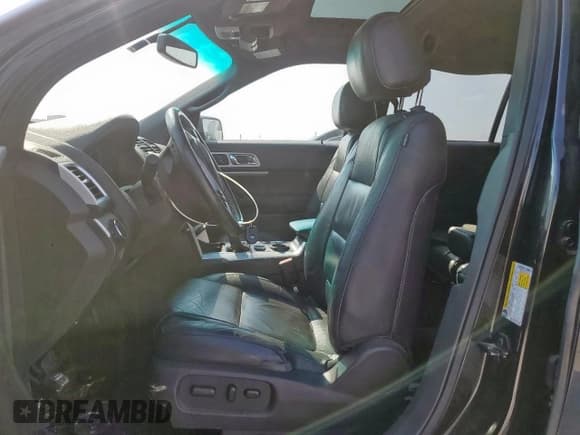 ✅ 2014 Ford Explorer XLT • VIN: 1FM5K7D9XEGA80483 • Lot: 81684665. Wystawiony na Copart z przebiegiem 183 241 mil. Bezpłatny archiwum sprzedaży aukcyjnych z USA i szczegółowy raport historii pojazdu na DreamBid. Zdjęcie 7.