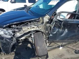 ✅ 2018 Chevrolet Traverse High Country • VIN: 1GNEVKKW5JJ102353 • Lot: 43124176. Wystawiony na IAAI z przebiegiem 110 000 mil. Bezpłatny archiwum sprzedaży aukcyjnych z USA i szczegółowy raport historii pojazdu na DreamBid. Zdjęcie 6.