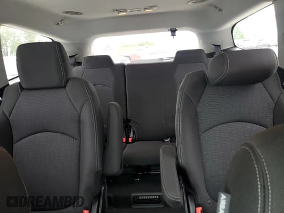 ✅ 2016 Chevrolet Traverse LT • VIN: 1GNKVGKD0GJ311779 • Lot: 57872705. Listed on Copart with 140,150 mi. Free auction sales archive from the USA and detailed vehicle history report at DreamBid. Image 10.