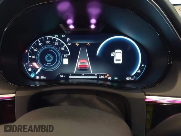 ✅ 2025 Genesis GV70 Sport • VIN: 5NMMCDTC5SH022424 • Lot: 41264651. Listed on IAAI with 637 mi. Free auction sales archive from the USA and detailed vehicle history report at DreamBid. Image 7.