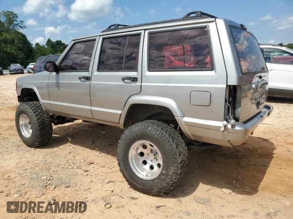 ✅ 2001 Jeep Cherokee Sport • VIN: 1J4FT48S01L612644 • Lot: 70850615. Wystawiony na Copart z przebiegiem 216 552 mil. Bezpłatny archiwum sprzedaży aukcyjnych z USA i szczegółowy raport historii pojazdu na DreamBid. Zdjęcie 2.
