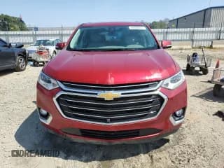 ✅ 2020 Chevrolet Traverse Premier • VIN: 1GNERKKW5LJ236934 • Lot: 66880894. Wystawiony na Copart z przebiegiem 56 105 mil. Bezpłatny archiwum sprzedaży aukcyjnych z USA i szczegółowy raport historii pojazdu na DreamBid. Zdjęcie 5.