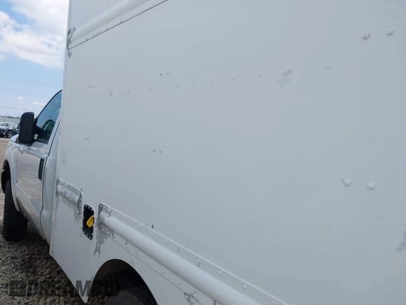 ✅ 2012 Ford F-250 XL • VIN: 1FDBF2B66CEC35476 • Lot: 42495436. Wystawiony na IAAI z przebiegiem 505 745 mil. Bezpłatny archiwum sprzedaży aukcyjnych z USA i szczegółowy raport historii pojazdu na DreamBid. Zdjęcie 13.