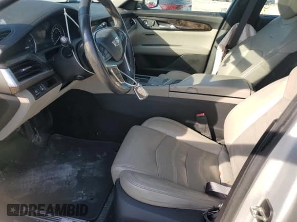 ✅ 2017 Cadillac CT6 Luxury AWD • VIN: 1G6KD5RS1HU204358 • Лот: 68110235. Опубликован ранее на Copart с пробегом 106 351 миль. Бесплатный доступ к архиву аукционных продаж из США и подробный отчёт об истории автомобиля на DreamBid. Изображение 7.