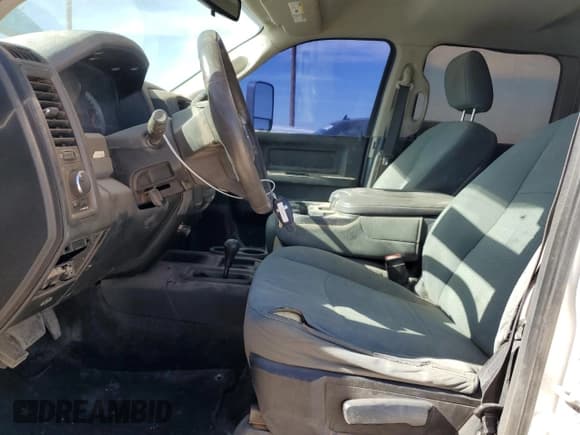 ✅ 2014 Ram 2500 Tradesman • VIN: 3C6UR5HJ1EG186160 • Lot: 49997895. Listed on Copart with 136,195 mi. Free auction sales archive from the USA and detailed vehicle history report at DreamBid. Image 7.