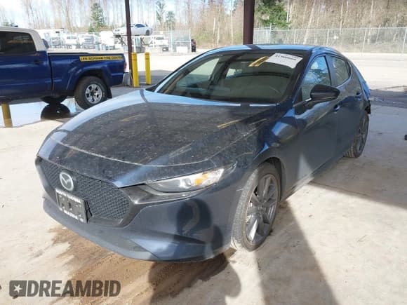 ✅ 2021 Mazda 3 Select • VIN: JM1BPAKL7M1322930 • Lot: 41900666. Listed on IAAI with 74,480 mi. Free auction sales archive from the USA and detailed vehicle history report at DreamBid. Image 2.