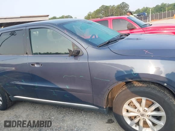 ✅ 2019 Dodge Durango SXT • VIN: 1C4RDHAG8KC769658 • Lot: 42390465. Listed on IAAI with 181,741 mi. Free auction sales archive from the USA and detailed vehicle history report at DreamBid. Image 14.