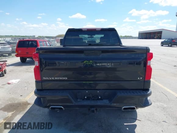 ✅ 2022 Chevrolet Silverado 1500 LT Trail Boss • VIN: 3GCPYFEL4NG101803 • Lot: 42271645. Wystawiony na IAAI z przebiegiem 37 736 mil. Bezpłatny archiwum sprzedaży aukcyjnych z USA i szczegółowy raport historii pojazdu na DreamBid. Zdjęcie 16.