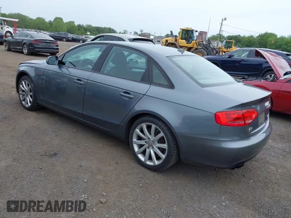 ✅ 2012 Audi A4 Premium • VIN: WAUBFAFL6CN011331 • Лот: 42346521. Опубликован ранее на IAAI с пробегом 152 921 миль. Бесплатный доступ к архиву аукционных продаж из США и подробный отчёт об истории автомобиля на DreamBid. Изображение 3.