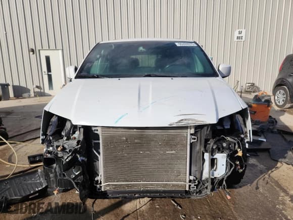 ✅ 2019 Dodge Grand Caravan SE • VIN: 2C4RDGBG5KR503708 • Лот: 90499975. Опубликован ранее на Copart с пробегом 107 606 миль. Бесплатный доступ к архиву аукционных продаж из США и подробный отчёт об истории автомобиля на DreamBid. Изображение 5.