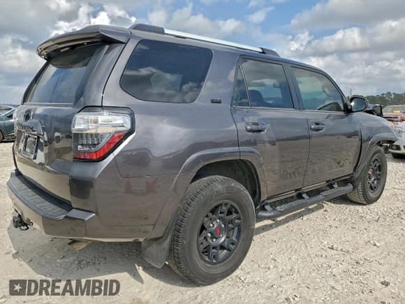 ✅ 2023 Toyota 4Runner SR5 • VIN: JTEEU5JR0P5302904 • Лот: 94127975. Опубликован ранее на Copart с пробегом 39 102 миль. Бесплатный доступ к архиву аукционных продаж из США и подробный отчёт об истории автомобиля на DreamBid. Изображение 3.