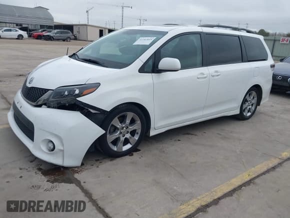 ✅ 2012 Toyota Sienna SE • VIN: 5TDXK3DC8CS276491 • Lot: 41107014. Listed on IAAI with 96,266 mi. Free auction sales archive from the USA and detailed vehicle history report at DreamBid. Image 19.