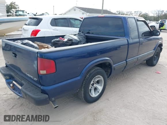 ✅ 2001 Chevrolet S-10 • VIN: 1GCCS195918111564 • Лот: 41360686. Опубликован ранее на IAAI с пробегом Не указан. Бесплатный доступ к архиву аукционных продаж из США и подробный отчёт об истории автомобиля на DreamBid. Изображение 6.