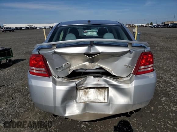 ✅ 2008 Dodge Avenger R/T • VIN: 1B3LD76M18N694668 • Lot: 58074435. Wystawiony na Copart z przebiegiem 212 476 mil. Bezpłatny archiwum sprzedaży aukcyjnych z USA i szczegółowy raport historii pojazdu na DreamBid. Zdjęcie 6.