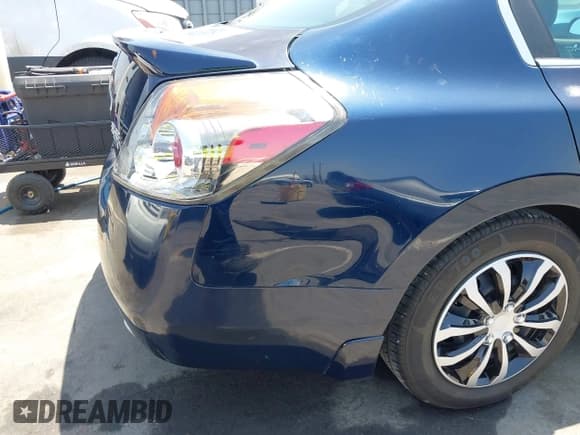 ✅ 2007 Nissan Altima SE • VIN: 1N4BL21EX7C232416 • Lot: 42575433. Listed on IAAI with 142,828 mi. Free auction sales archive from the USA and detailed vehicle history report at DreamBid. Image 6.