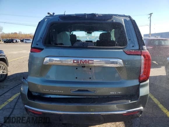 ✅ 2023 GMC Yukon SLT • VIN: 1GKS2BKD6PR211647 • Lot: 90448065. Wystawiony na Copart z przebiegiem 47 089 mil. Bezpłatny archiwum sprzedaży aukcyjnych z USA i szczegółowy raport historii pojazdu na DreamBid. Zdjęcie 6.