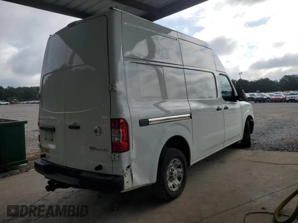 ✅ 2018 Nissan NV Cargo SV • VIN: 1N6BF0LY8JN802807 • Lot: 68647245. Wystawiony na Copart z przebiegiem 149 709 mil. Bezpłatny archiwum sprzedaży aukcyjnych z USA i szczegółowy raport historii pojazdu na DreamBid. Zdjęcie 3.