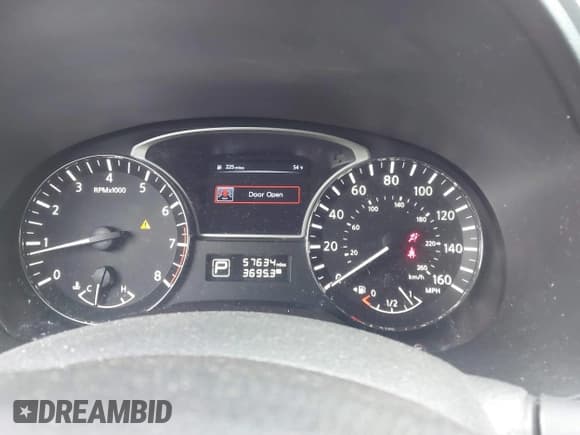 ✅ 2014 Nissan Pathfinder SV • VIN: 5N1AR2MNXEC727630 • Lot: 41361611. Listed on IAAI with 57,634 mi. Free auction sales archive from the USA and detailed vehicle history report at DreamBid. Image 7.
